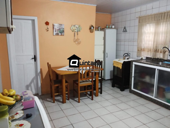 Imagem Sobrado com 3 Quartos à Venda, 300 m² em Três Vendas - Pelotas Imagem Sobrado com 3 Quartos à Venda, 300 m² em Três Vendas - Pelotas