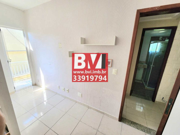 Imagem Casa com 2 Quartos à Venda, 58 m² em Irajá - Rio De Janeiro Imagem Casa com 2 Quartos à Venda, 58 m² em Irajá - Rio De Janeiro