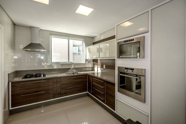 Imagem Apartamento com 3 Quartos à Venda, 131 m² em Centro - Balneário Camboriú