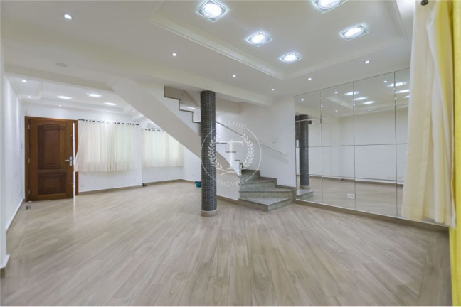 Imagem Casa com 3 Quartos à Venda, 270 m² em Cambuci - São Paulo Imagem Casa com 3 Quartos à Venda, 270 m² em Cambuci - São Paulo