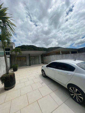 Imagem Casa com 2 Quartos à Venda, 225 m² em Engenho Do Mato - Niterói Imagem Casa com 2 Quartos à Venda, 225 m² em Engenho Do Mato - Niterói