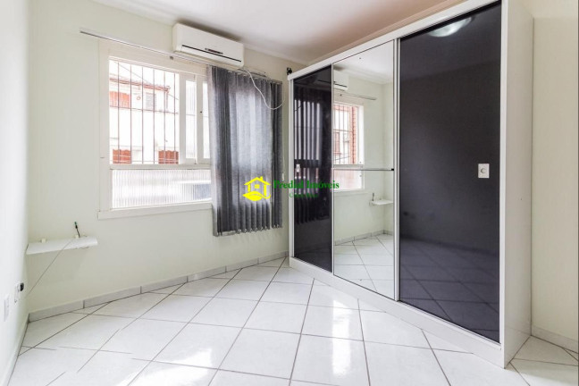 Imagem Apartamento com 1 Quarto à Venda, 53 m² em Centro Histórico - Porto Alegre Imagem Apartamento com 1 Quarto à Venda, 53 m² em Centro Histórico - Porto Alegre