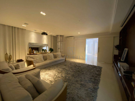 Imagem Casa com 5 Quartos à Venda ou Locação, 1.760 m² em Residencial Tamboré - Barueri Imagem Casa com 5 Quartos à Venda ou Locação, 1.760 m² em Residencial Tamboré - Barueri