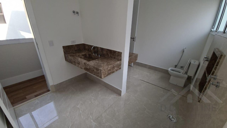 Imagem Casa com 4 Quartos à Venda, 570 m² em Tamboré - Santana De Parnaíba