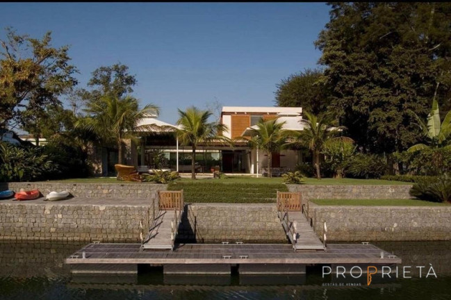 Imagem Casa de Condomínio com 5 Quartos à Venda, 700 m² em Centro - Mangaratiba