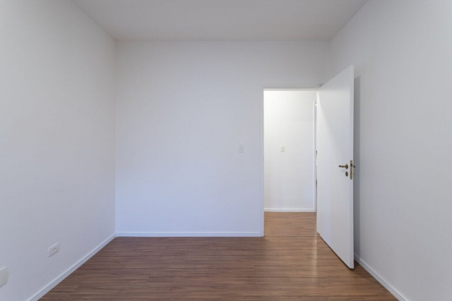 Imagem Imóvel com 3 Quartos à Venda, 113 m² em Moema - São Paulo Imagem Imóvel com 3 Quartos à Venda, 113 m² em Moema - São Paulo