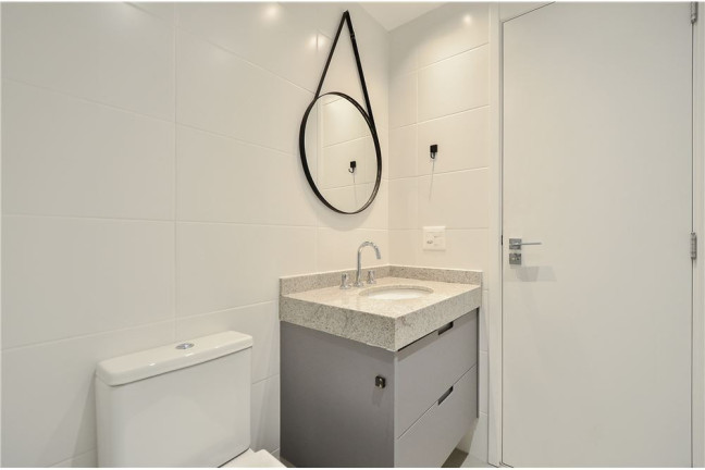 Imagem Imóvel com 1 Quarto à Venda, em Moema - São Paulo Imagem Imóvel com 1 Quarto à Venda, em Moema - São Paulo