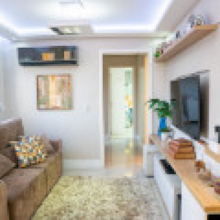 Imagem Apartamento com 3 Quartos à Venda, 67 m² em Humaitá - Porto Alegre
