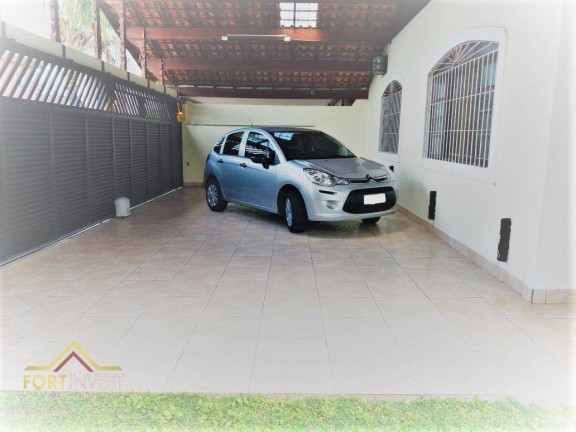 Imagem Imóvel com 5 Quartos à Venda, 506 m² em Maracanã - Praia Grande Imagem Imóvel com 5 Quartos à Venda, 506 m² em Maracanã - Praia Grande