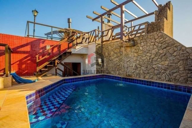 Imagem Casa com 4 Quartos à Venda, 376 m² em Jardim Itu - Porto Alegre Imagem Casa com 4 Quartos à Venda, 376 m² em Jardim Itu - Porto Alegre