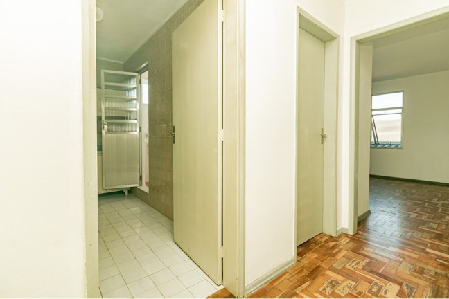 Imagem Imóvel com 1 Quarto à Venda, 34 m² em Santa Maria Goretti - Porto Alegre Imagem Imóvel com 1 Quarto à Venda, 34 m² em Santa Maria Goretti - Porto Alegre
