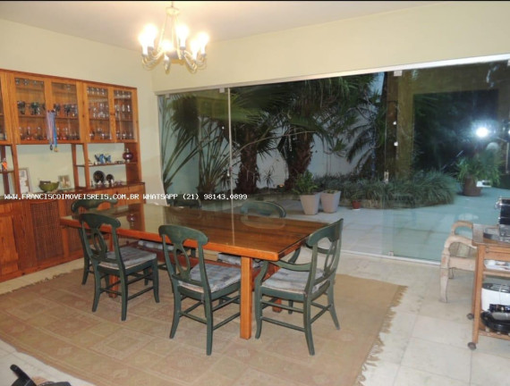 Imagem Casa com 4 Quartos à Venda, 1.356 m² em Jardim Botânico - Rio De Janeiro Imagem Casa com 4 Quartos à Venda, 1.356 m² em Jardim Botânico - Rio De Janeiro