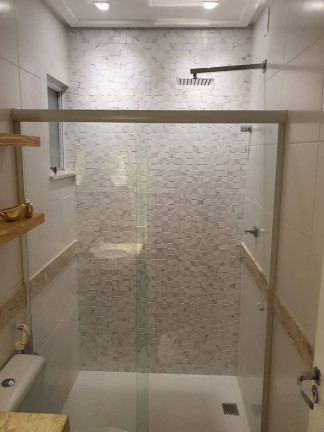 Imagem Casa com 4 Quartos à Venda, 180 m² em Buraquinho - Lauro De Freitas Imagem Casa com 4 Quartos à Venda, 180 m² em Buraquinho - Lauro De Freitas