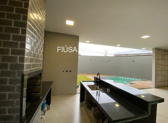 Imagem Casa com 3 Quartos à Venda,  em Aeroporto - Batatais