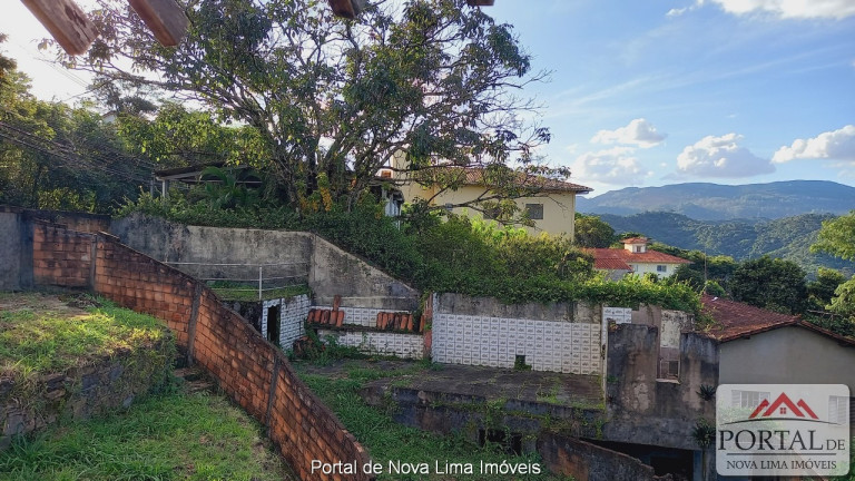 Casa com 3 Quartos à Venda,  em Pau Pombo - Nova Lima
