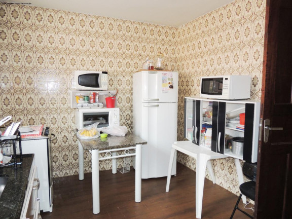 Imagem Casa com 4 Quartos à Venda, 209 m² em Fanny - Curitiba