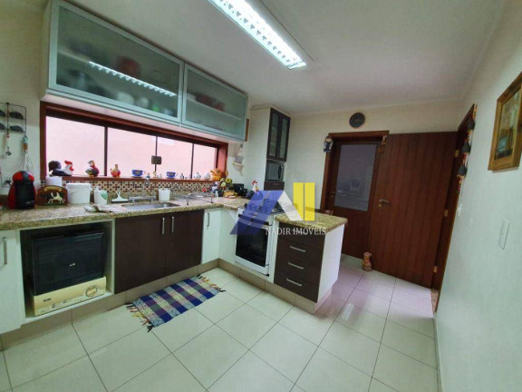 Imagem Casa com 3 Quartos à Venda, 400 m² em Fátima - Pouso Alegre Imagem Casa com 3 Quartos à Venda, 400 m² em Fátima - Pouso Alegre