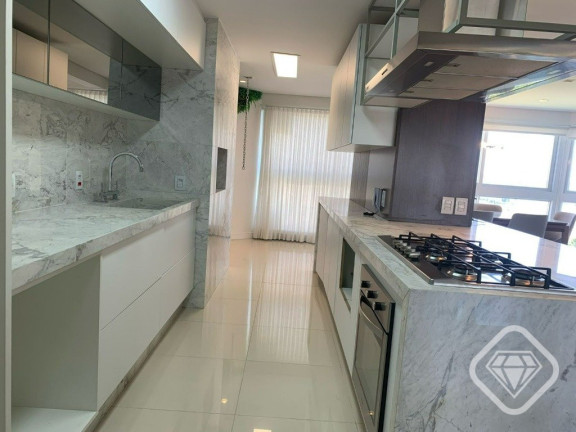Imagem Apartamento com 3 Quartos à Venda, em Cristal - Porto Alegre Imagem Apartamento com 3 Quartos à Venda, em Cristal - Porto Alegre
