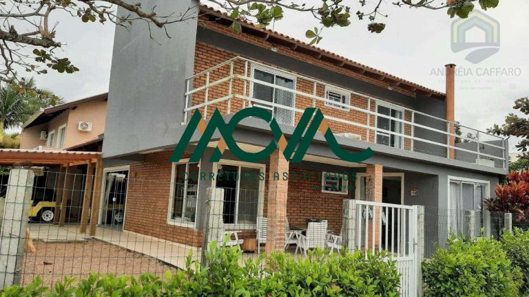 Imagem Casa com 4 Quartos à Venda, 160 m² em Praia Do Imperador - Itapoá Imagem Casa com 4 Quartos à Venda, 160 m² em Praia Do Imperador - Itapoá