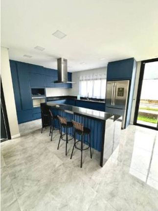 Imagem Casa com 3 Quartos à Venda, 300 m² em Centro - Balneário Camboriú Imagem Casa com 3 Quartos à Venda, 300 m² em Centro - Balneário Camboriú
