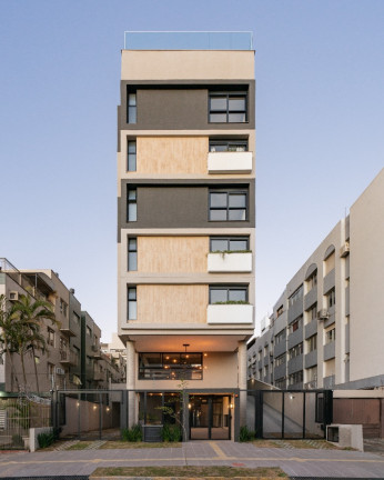 Imagem Apartamento com 2 Quartos à Venda, 67 m² em Menino Deus - Porto Alegre Imagem Apartamento com 2 Quartos à Venda, 67 m² em Menino Deus - Porto Alegre