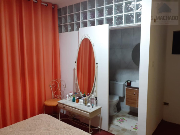 Casa à Venda,  em Parque Erasmo Assunção - Santo André