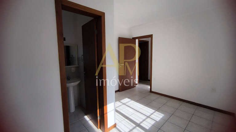 Imagem Casa com 3 Quartos à Venda, 285 m² em Canto - Florianópolis Imagem Casa com 3 Quartos à Venda, 285 m² em Canto - Florianópolis