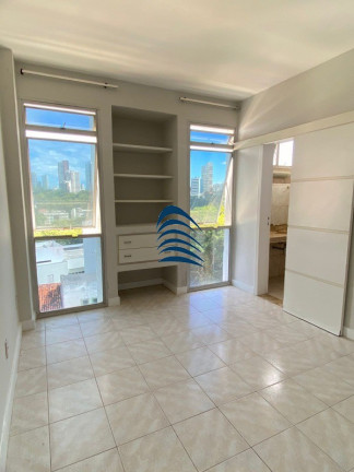 Imagem Imóvel com 4 Quartos à Venda, 210 m² em Ondina - Salvador Imagem Imóvel com 4 Quartos à Venda, 210 m² em Ondina - Salvador