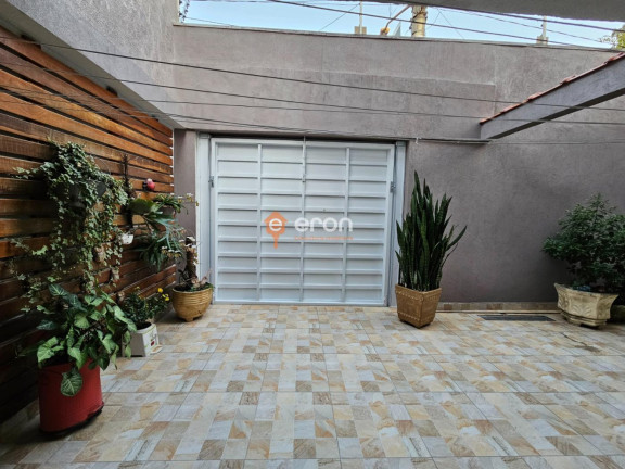 Imagem Casa com 3 Quartos à Venda, 213 m² Imagem Casa com 3 Quartos à Venda, 213 m²