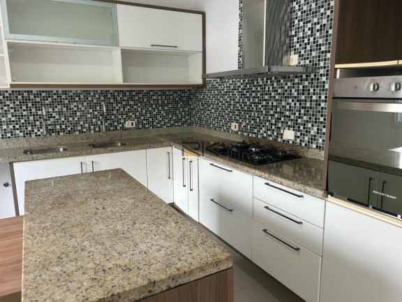 Imagem Casa de Condomínio com 3 Quartos à Venda, 221 m² em Horto Florestal - Ubatuba
