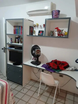 Imagem Apartamento com 4 Quartos à Venda, 154 m² Imagem Apartamento com 4 Quartos à Venda, 154 m²
