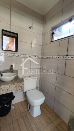 Imagem Casa com 3 Quartos à Venda, 135 m² em Aventureiro - Joinville