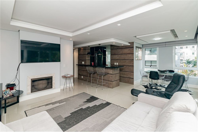 Imagem Apartamento com 3 Quartos à Venda, 112 m² em Moinhos De Vento - Porto Alegre