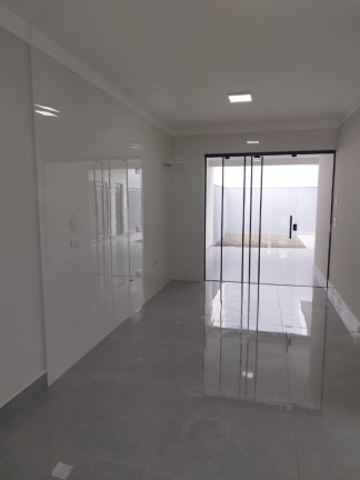 Imagem Casa com 3 Quartos à Venda, 122 m² em Jardim Pinheiros - Maringa Imagem Casa com 3 Quartos à Venda, 122 m² em Jardim Pinheiros - Maringa