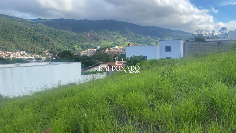 Terreno à Venda, 300 m² em Ponte Nova - Extrema