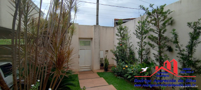 Imagem Casa com 3 Quartos à Venda, 250 m² em Jardim São Conrado - Birigui Imagem Casa com 3 Quartos à Venda, 250 m² em Jardim São Conrado - Birigui