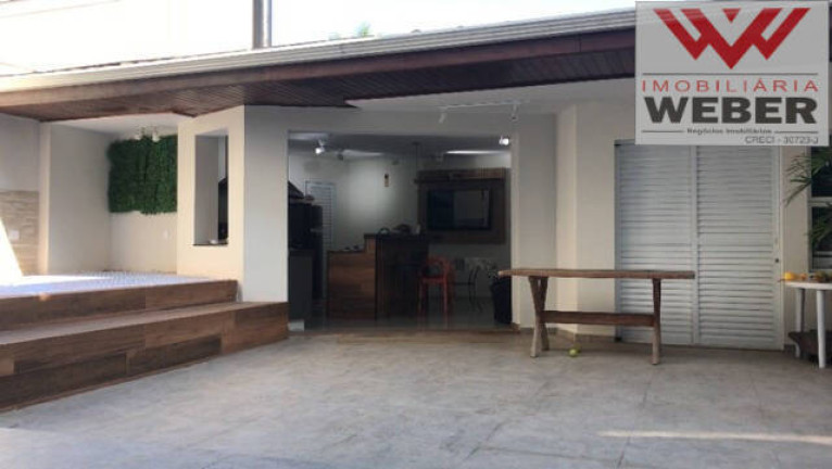 Imagem Sobrado com 3 Quartos à Venda,  em Aparecidinha - Sorocaba