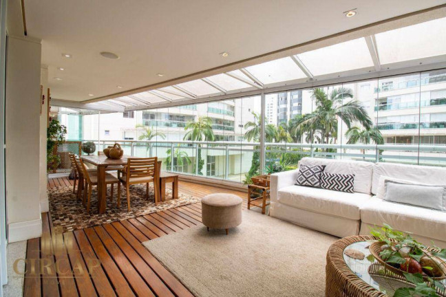 Imagem Apartamento com 3 Quartos à Venda, 213 m² em Vila Romana - São Paulo