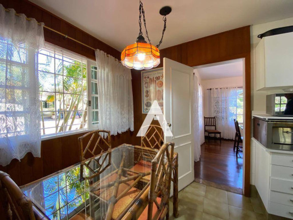 Imagem Casa com 4 Quartos à Venda, 373 m² em Quebra Frascos - Teresópolis Imagem Casa com 4 Quartos à Venda, 373 m² em Quebra Frascos - Teresópolis