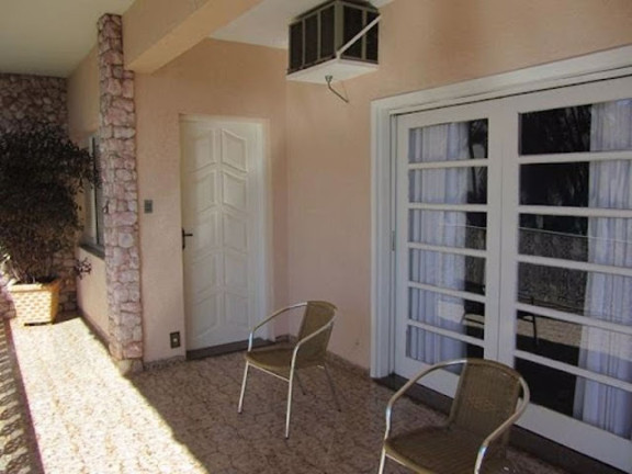 Imagem Casa com 3 Quartos à Venda, 415 m² em Alvinópolis - Atibaia Imagem Casa com 3 Quartos à Venda, 415 m² em Alvinópolis - Atibaia