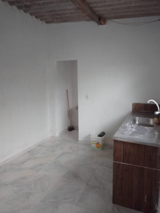 Imagem Casa com 1 Quarto à Venda,  em Km 32 - Nova Iguaçu