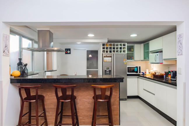 Imagem Imóvel com 2 Quartos à Venda, 81 m² em Petrópolis - Porto Alegre