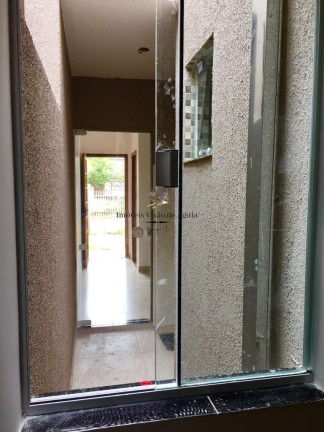 Imagem Casa com 2 Quartos à Venda, em Tatuquara - Curitiba Imagem Casa com 2 Quartos à Venda, em Tatuquara - Curitiba