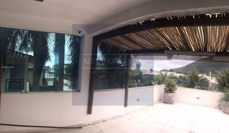Imagem Casa com 6 Quartos à Venda, 300 m² em Maresias - São Sebastião Imagem Casa com 6 Quartos à Venda, 300 m² em Maresias - São Sebastião