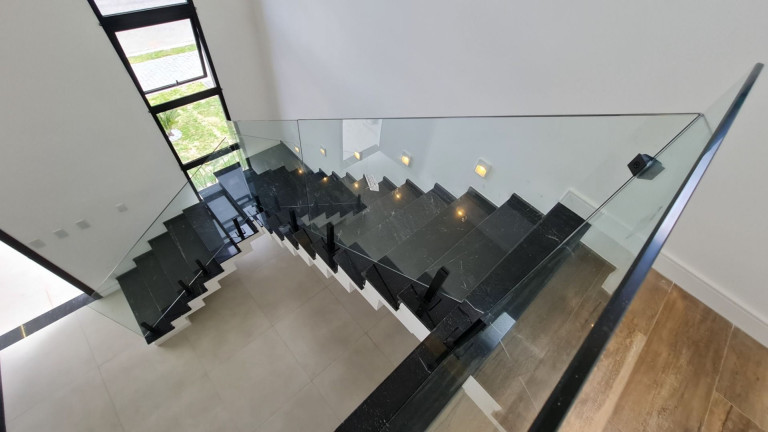 Imagem Casa com 3 Quartos à Venda, 260 m² em Recanto Dos Eucaliptos - São José Dos Campos Imagem Casa com 3 Quartos à Venda, 260 m² em Recanto Dos Eucaliptos - São José Dos Campos