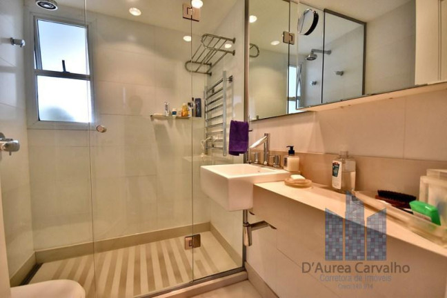 Imagem Apartamento com 3 Quartos à Venda, 181 m² em Moema - São Paulo Imagem Apartamento com 3 Quartos à Venda, 181 m² em Moema - São Paulo