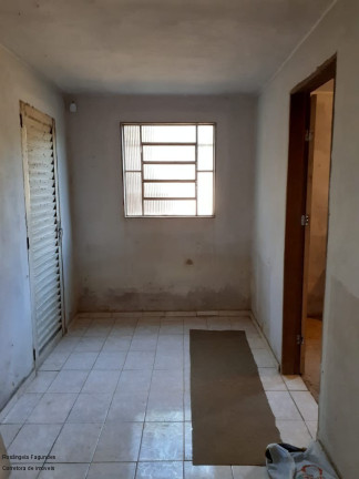 Imagem Imóvel com 5 Quartos para Alugar, 80 m² em C. Dos Mourões - Andradas Imagem Imóvel com 5 Quartos para Alugar, 80 m² em C. Dos Mourões - Andradas