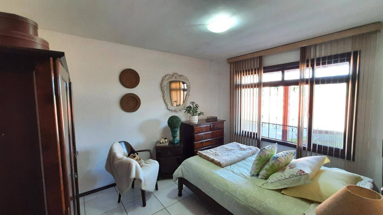 Imagem Casa com 3 Quartos à Venda, 120 m² em Floresta - Joinville