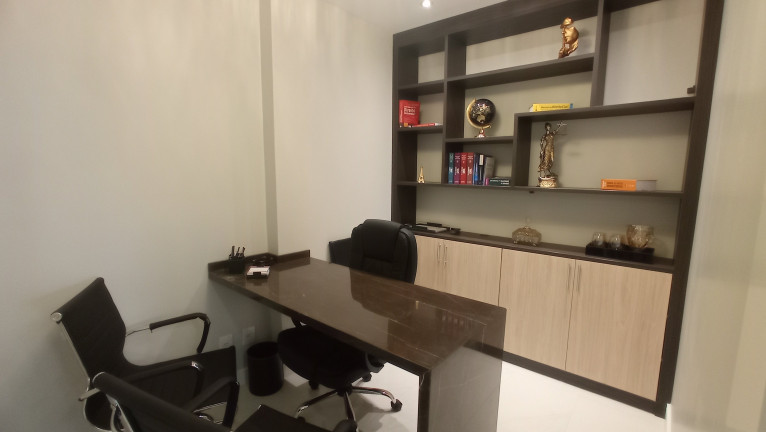 Imóvel Comercial à Venda, 34 m² em Mont Serrat - Porto Alegre
