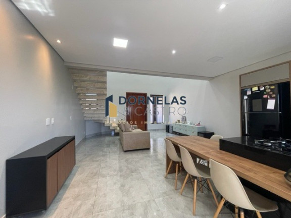 Imagem Casa com 3 Quartos à Venda, 250 m² em Setor Habitacional Arniqueira (águas Claras) - Brasília Imagem Casa com 3 Quartos à Venda, 250 m² em Setor Habitacional Arniqueira (águas Claras) - Brasília